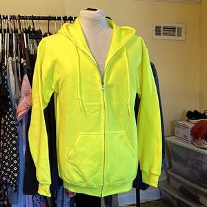 NWOT | Gildan | Heavy Blend | Hoodie